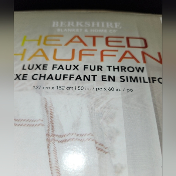 Berkshire Cream And Blue Heated Throw Blanket Size 60x60 Inches - Picture 9 of 9